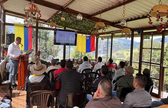 Reunión de convocatoria de veteranos en Mongua
